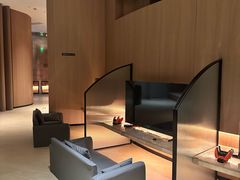 -涨巢·潮玩水疗局