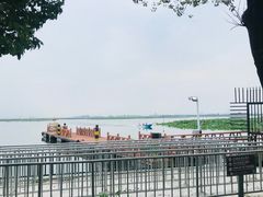 -七的湖·晚芳亭·阳澄湖农家菜·大闸蟹(莲花岛店)