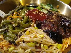 老妈拌饭-聚合鑫东北熏酱熟食麻辣面(长阳店)