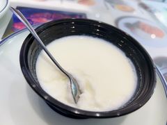 港式双皮奶-香港新记茶餐厅(湖墅南路店)