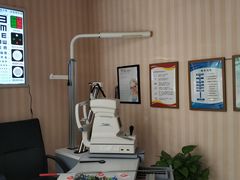 -罗创丹阳眼镜(童卫路店)