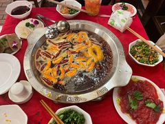 -山城年华老火锅(玉林店)
