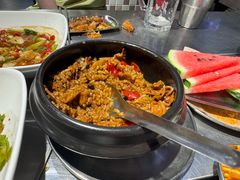 -马路牙子烧烤音乐酒馆(望京店)