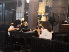 -何师烧烤·香辣蟹·川菜·30年老品牌(太古里旗舰店)