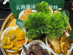 -一善菌·云南菌汤·云南菜(银泰城店)