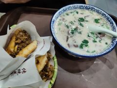 羊杂汤-穆得·老周家牛肉烧饼(普利街店)