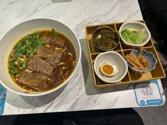 -康师傅私房牛肉面(申虹店)
