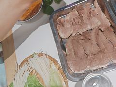 -王奋斗贵州酸汤牛肉火锅
