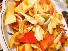 火爆黄喉-三色堇(小通巷店)