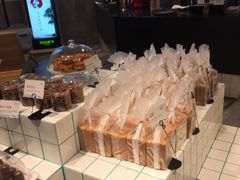 -Dough&Joe团憩(瑞虹天地月亮湾店)