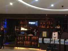 等位区-吉布鲁牛排海鲜自助(芙蓉万家丽店)