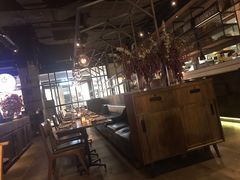 大堂-Carbon莫卡哆·意大利复古集市餐厅(杭州大厦店)