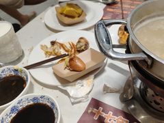 -金马门国际美食百汇(珞喻路店)