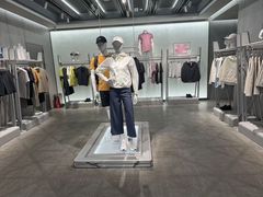 -迪桑特DESCENTE(青岛山东路万象城店)