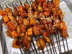-马克力木手抓炕锅烤羊肉(盐湖一小区店)
