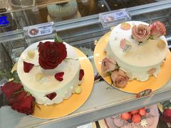 -花花卷卷·鲜食蛋糕(静安久光百货店)