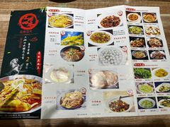 -三湘四水正宗湘菜(君峰路店)