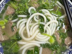 -陈记贵州遵义羊肉粉·酸汤鱼(法华镇路店)