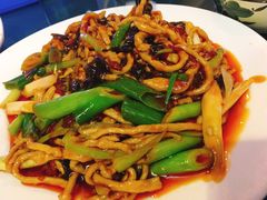 鱼香肉丝-李连贵酒家熏肉大饼(昆明街店)