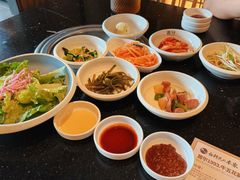丰盛小菜-本家·添百客韩国料理(泰然店)