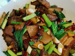 -富正毅三下锅·湘西韵味(天门山索道店)