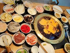 -周小明火锅(黑金冠社区店)