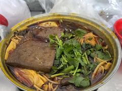-铁锅哥米线