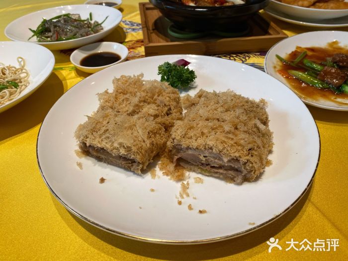金玉满堂潮州酒楼(无限极荟购物广场店)古法手工香酥鸭图片