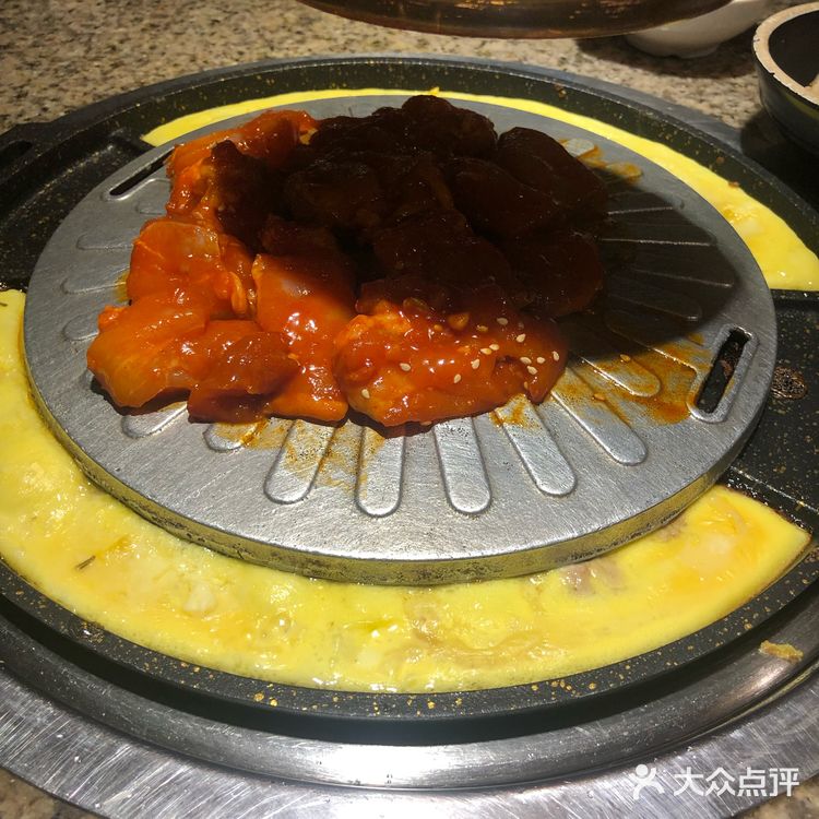 规模好的坏的，味道都差不多，真的是拼服务的一个年代！