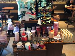 -星巴克(宝山万达店)