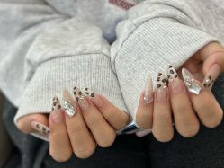 -斯馨·健康美甲美睫