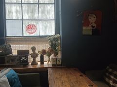 -84那年咖啡馆(李沧万达店)