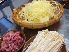 -芈重山老火锅(广州首店)