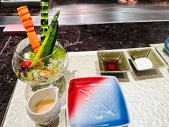 多彩色拉-Ginza Onodera铁板烧(外滩十八号店)