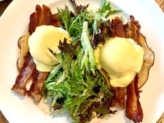 -ROAST coffee & eatery