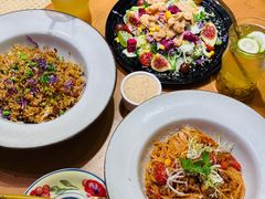 -Rabbit Cafe私房西餐甜点咖啡(栖霞路店)