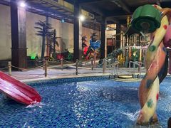 -泉城欧乐堡戏水湾艺术养生温泉