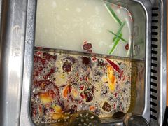 鸳鸯锅底-忆千城印象火锅川锅·铜锅·烧烤