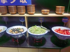 -九锅一堂酸菜鱼(学府凯德店)
