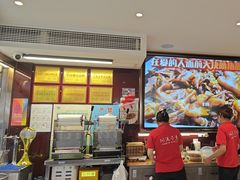 -川流不息·地道川菜·小龙虾(松东路店)