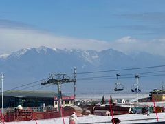 -丝绸之路山地度假区滑雪场