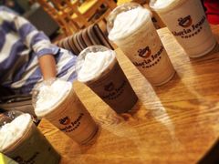 -Gloria Jean's Coffees