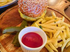 -羽深肉铺 Steak & Wine