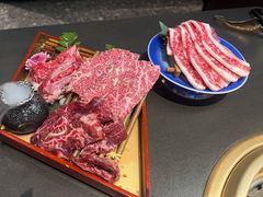 -铭牛烧肉·和牛海鲜自助(高新月牙湖店)