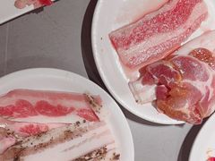 -山焱·炭火自助烤肉(周浦万达店)