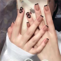 -UGIRL有个美甲