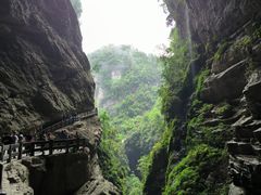 -龙水峡地缝景区