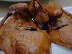 红烧乳鸽-赏点粤式点心(广州塔店)