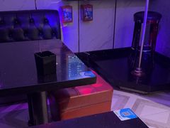 -皇马纯KTV·量贩·聚会(民治店)