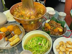 -浩海火燒雲傣家菜(芮欧百货店)